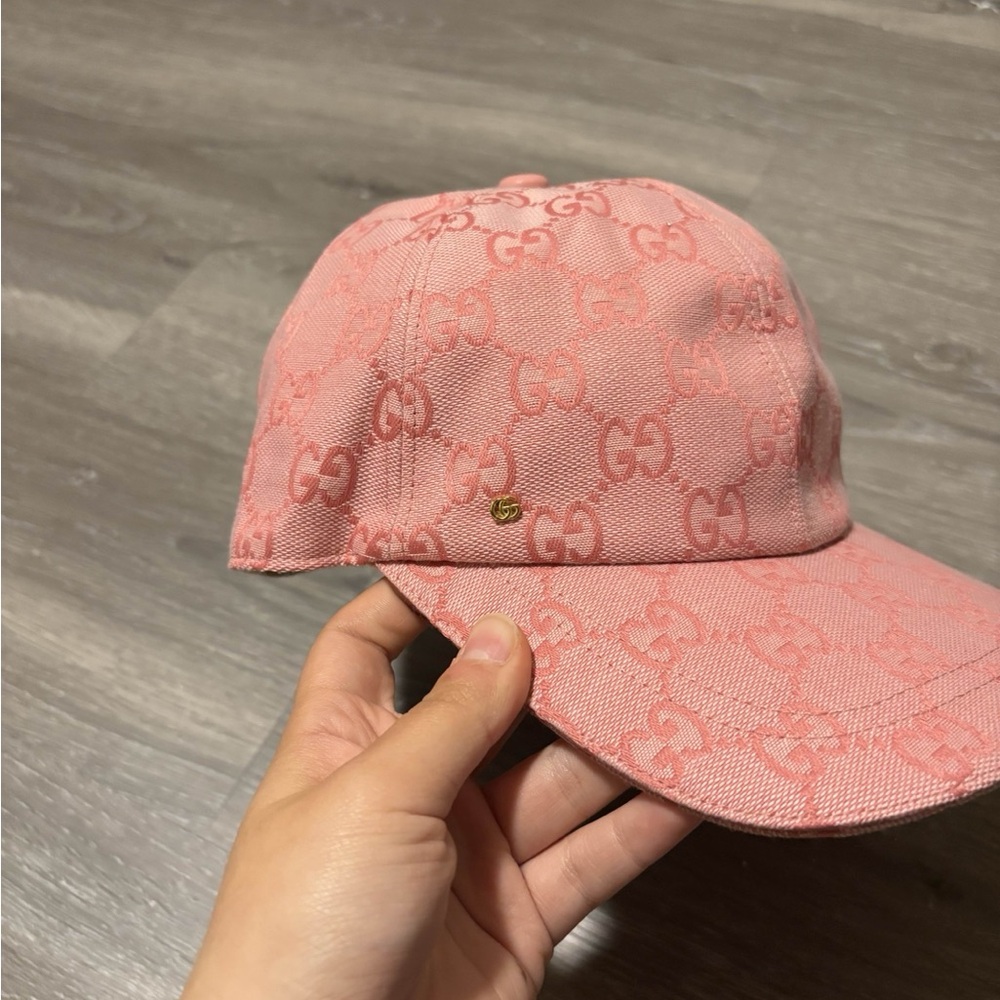 Gucci Pink Leather Strap